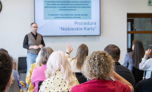 Szkoła ma znaczenie - o roli oświaty w procedurze „Niebieskie Karty”